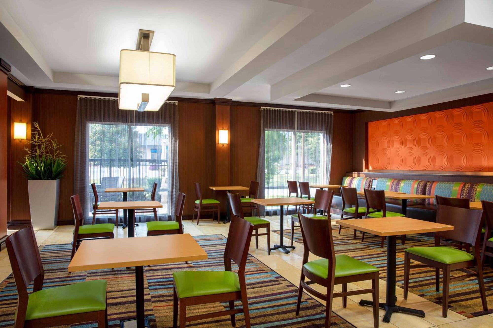 Fairfield By Marriott Inn And Suites Augusta Fort Eisenhower Area Exterior photo