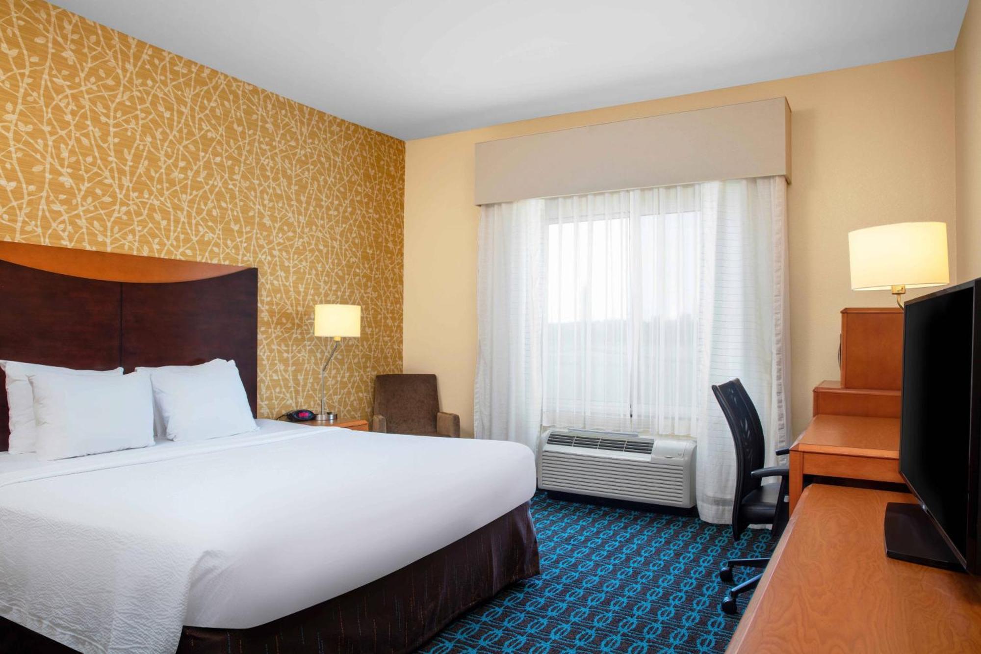 Fairfield By Marriott Inn And Suites Augusta Fort Eisenhower Area Exterior photo