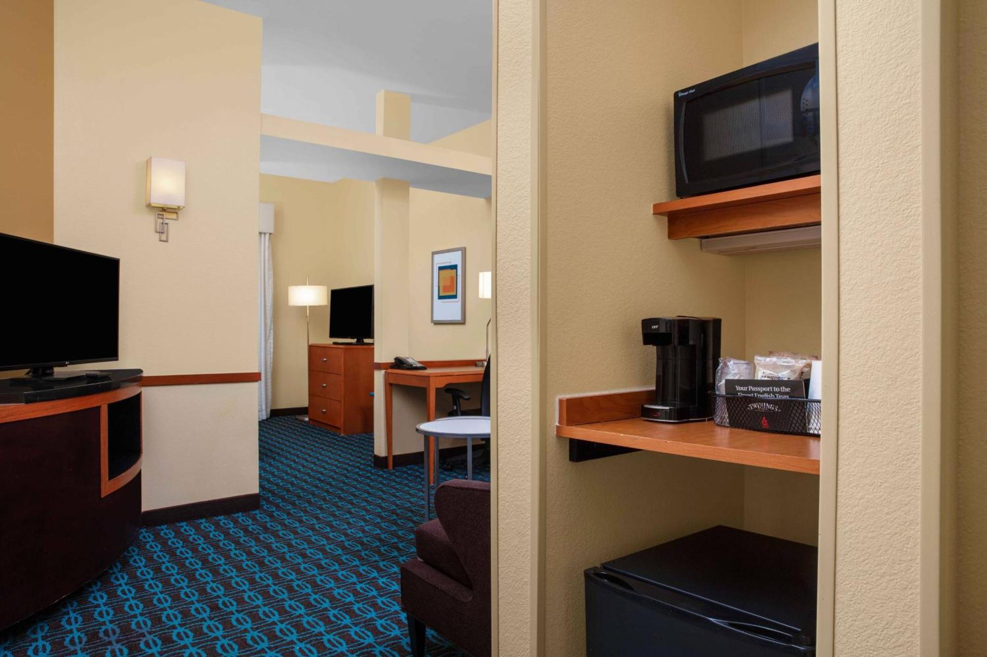 Fairfield By Marriott Inn And Suites Augusta Fort Eisenhower Area Exterior photo
